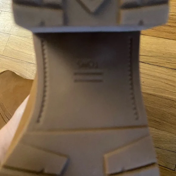 Toms Classic Tan Ankle Booties - Picture 7 of 11